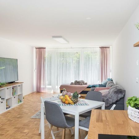 Family Apartment With Garden Lublana Zewnętrze zdjęcie